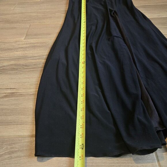 Betsy & Adam Beaded Halter Illusions Open Back Formal Gown Dress Sz 2 Navy Blue - Picture 6 of 12